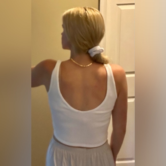 Forever 21 White Ribbed Tank - Picture 3 of 6